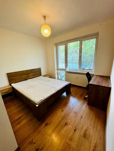 Na prenájom byt v Bratislava-Ružinov · €900 · Dokončené