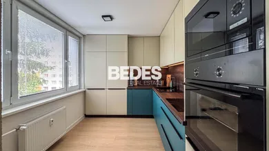 Na predaj 3-izbový byt, 80 m², Prievidza, Maxima Gorkého