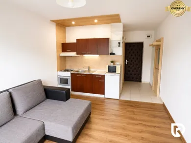 Na prenájom 1-izbový byt, 28 m², Žilina, Pittsburgská