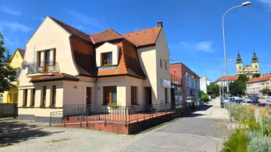 Obiekty na wynajem, Nitra · €1900