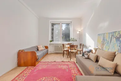 Na prenájom 2-izbový byt, 60 m², Bratislava-Ružinov, Azovská