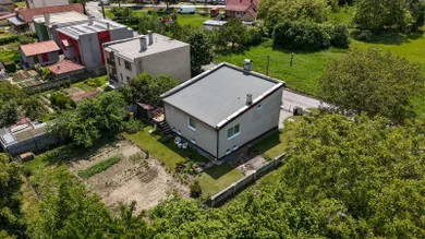 Na predaj 7-izbový dom, 202 m², Trnava