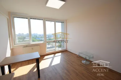 Na predaj 2-izbový byt, 35 m², Bratislava-Podunajské Biskupice