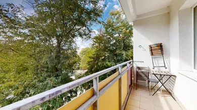 Na predaj 1-izbový byt, 43 m², Bratislava-Ružinov