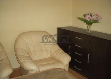 Na prenájom 2-izbový byt, 45 m², Bratislava-Nové Mesto, Riazanská