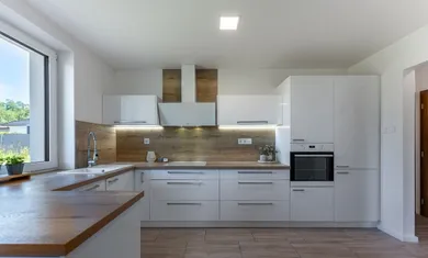 Na predaj 4-izbový dom, 250 m², Voderady, Parková ulica