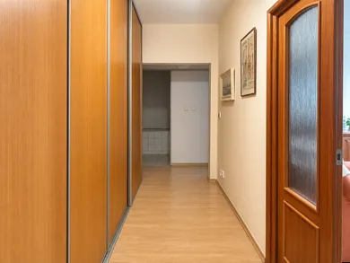 Na predaj 2-izbový byt, 52 m², Bratislava-Devínska Nová Ves