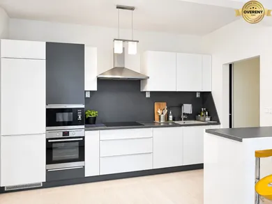 Na prenájom 3-izbový byt, 78 m², Bratislava-Ružinov, Svidnícka