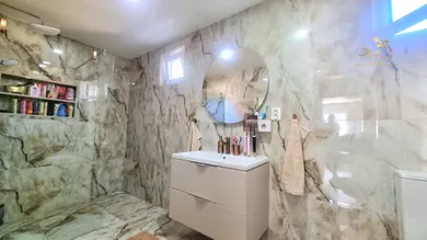 Na predaj 3-izbový dom, 614 m², Kožuchov, Hlavná