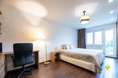 Byty na prenájom 3-izbový, Prievidza · €830