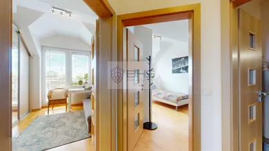Na predaj 4-izbový byt, 115 m², Hamuliakovo, Družstevná