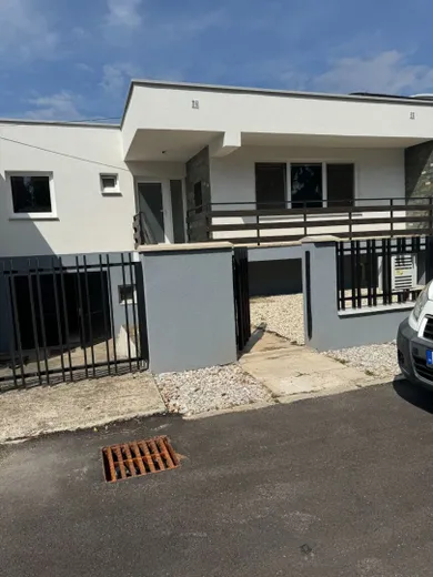 Дома на продажу, Trnava · €385 000
