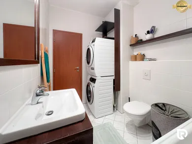 Na prenájom 2-izbový byt, 59 m², Bratislava-Nové Mesto, Tomášikova