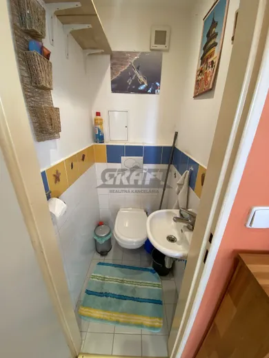 Na prenájom 2-izbový byt, 50 m², Bratislava-Rača, Hečkova