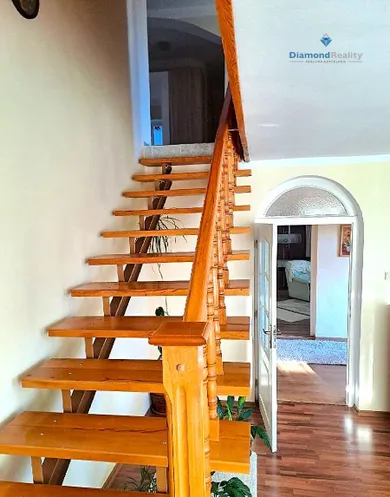 Na predaj 7-izbový dom, 226 m², Kráľovský Chlmec
