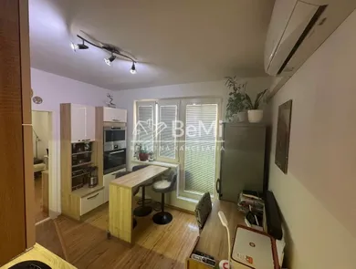 Mieszkania na sprzedaż, 1-pokojowe, Nitra · €145 000
