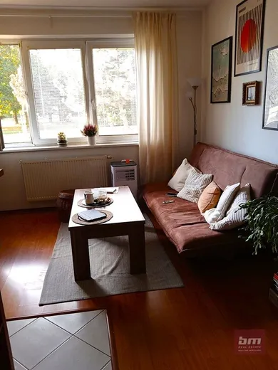Na prenájom 2-izbový byt, 50 m², Bratislava-Petržalka, Gercenova