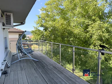 Na predaj 6-izbový dom, 310 m², Mojš