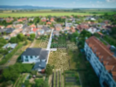 Na predaj pozemok, 570 m², Chorvátsky Grob, Školská