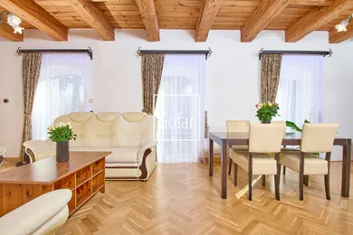 Na predaj 6-izbový dom, 106 m², Lehnice