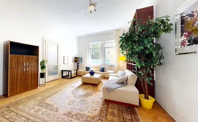 Na predaj 2-izbový byt, 90 m², Bratislava-Staré Mesto, Mariánska