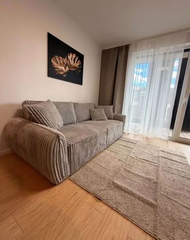 Na prenájom 2-izbový byt, 46 m², Bratislava-Podunajské Biskupice