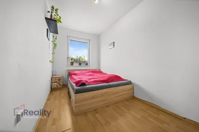 Na predaj 2-izbový byt, 47 m², Bratislava-Ružinov