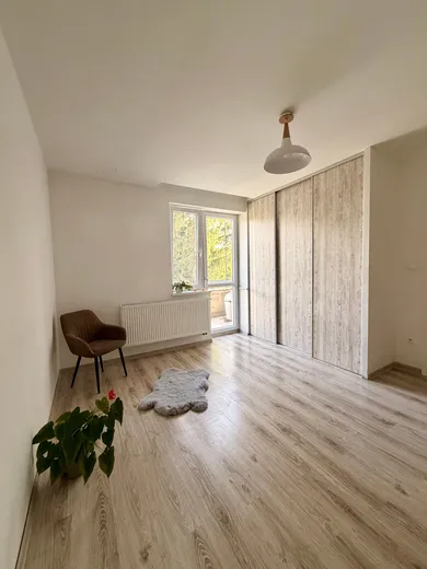 Na predaj 3-izbový byt, 78 m², Vlčkovce