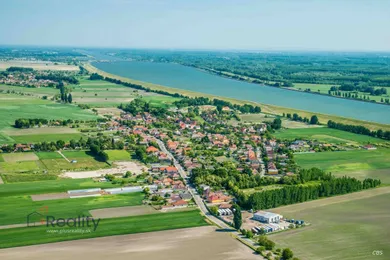Na predaj pozemok, Trstená na Ostrove