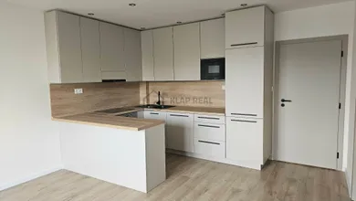 Eladó lakások, 3-szobás, Košice-Sídlisko Ťahanovce · €189 980
