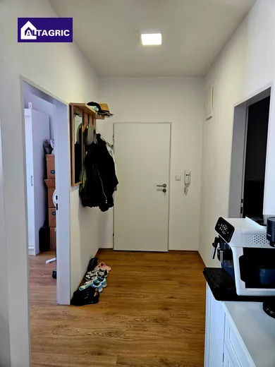 Na predaj 2-izbový byt, 37 m², Komárno, Petőfiho ul.