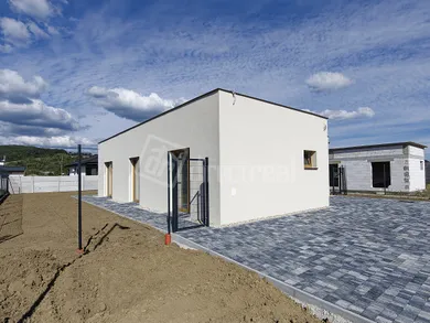 Na predaj dom v Trenčín · €355 000 · Novostavba