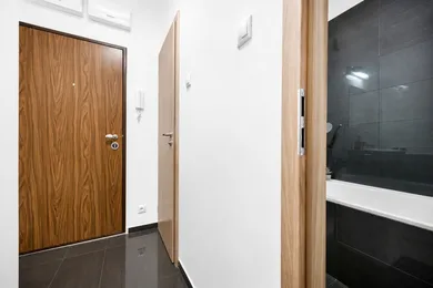 Na predaj 1-izbový byt, 36 m², Bratislava-Dúbravka, Ľuda Zúbka