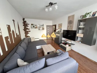 Mieszkania na sprzedaż, 4-pokojowe, Poprad · €214 900