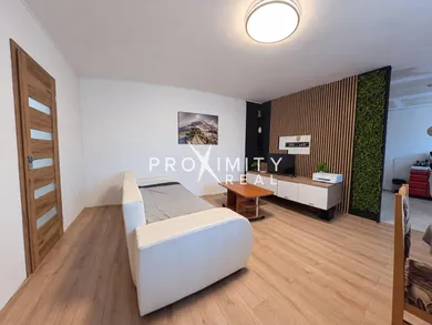 Na predaj dom, 133 m², Buzica, -