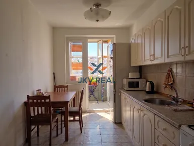 Mieszkania na sprzedaż, 3-pokojowe, Bratislava-Karlova Ves · €220 000