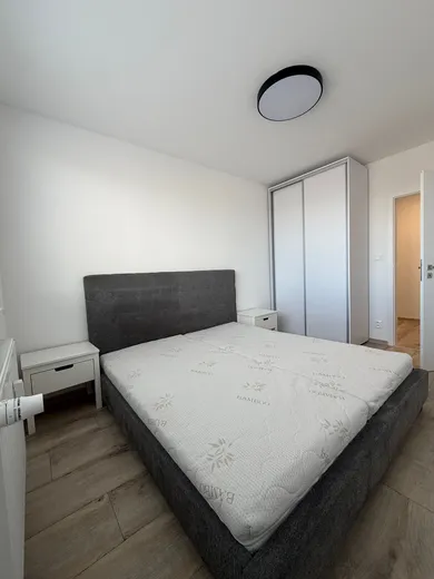 Na prenájom 3-izbový byt, 54 m², Košice-Juh, Jantárová