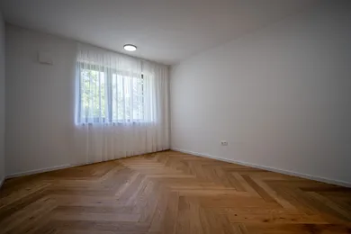 Na predaj 3-izbový byt, 102 m², Bratislava-Staré Mesto