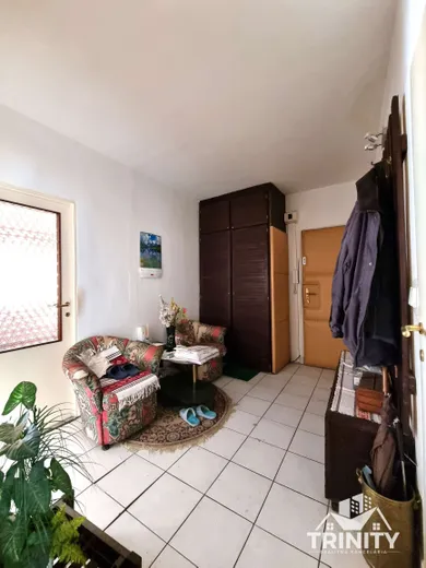 Na predaj 3-izbový byt, 82 m², Nové Zámky
