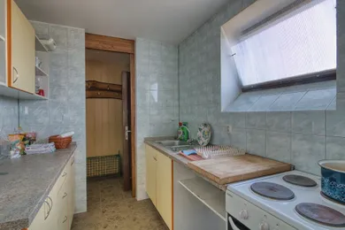 Na prenájom objekt, Hrnčiarovce nad Parnou, Voderadská