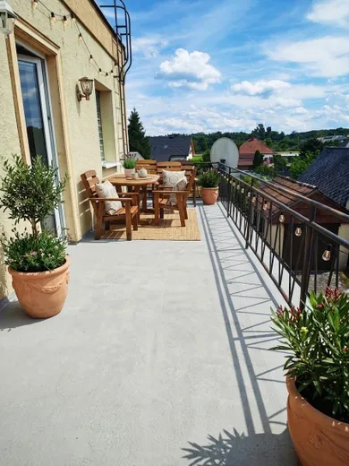 Na predaj 6-izbový dom, 348 m², Lakšárska Nová Ves