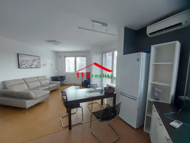 Na predaj 3-izbový byt, 75 m², Bratislava-Ružinov, Kaštieľska