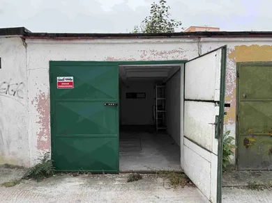 Objekty na prenájom, Bratislava-Ružinov · €100