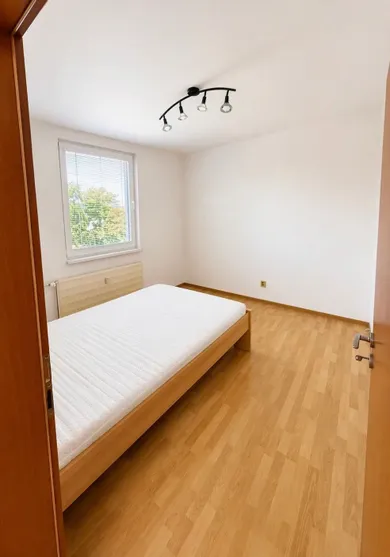 Na predaj 3-izbový byt, 82 m², Bratislava-Ružinov, Studená