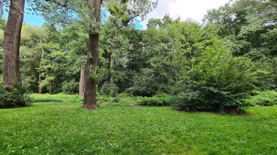 Na prenájom 2-izbový byt, 61 m², Bratislava-Lamač, Na barine