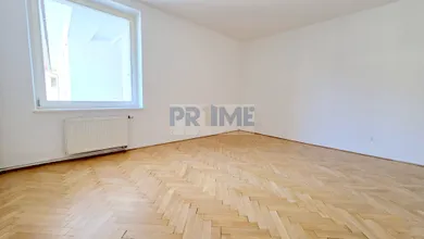 Na prenájom 2-izbový byt, 80 m², Bratislava-Staré Mesto, Klemensova