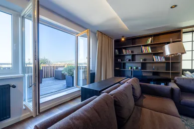 Na predaj 4-izbový byt, 162 m², Bratislava-Staré Mesto