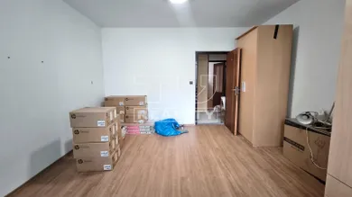Na predaj 3-izbový byt, 79 m², Pezinok
