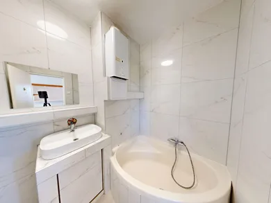 Na prenájom 2-izbový byt, 60 m², Pezinok, 1. mája