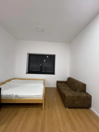 Na prenájom 1-izbový byt, 27 m², Bratislava-Vrakuňa, Toryská